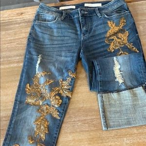 Embellished cropped jeans